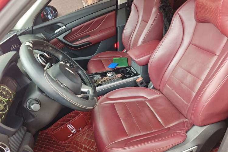 Used Wey VV7 2017 2.0T Flagship Model Left Front Seat