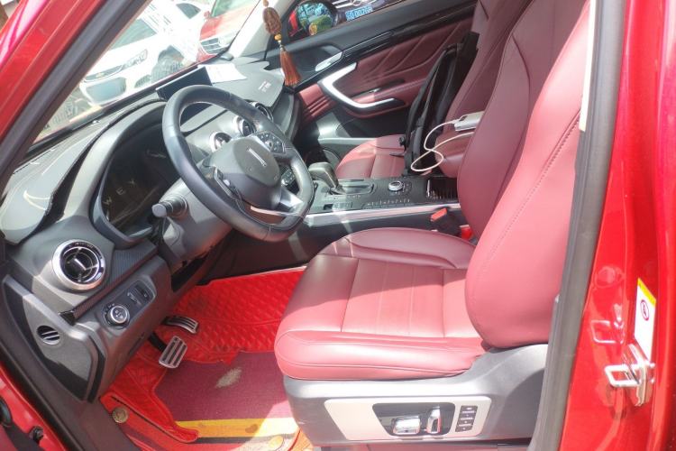 Used Wey VV7 2017 2.0T Flagship Model Left Front Seat
