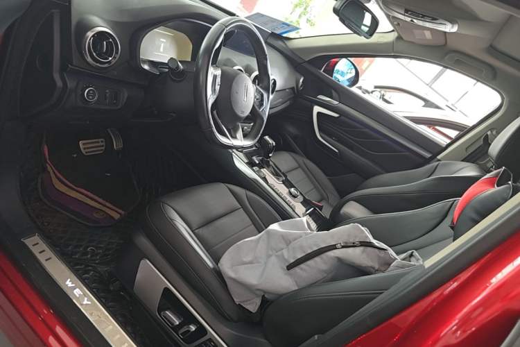 Used Wey VV7 2017 2.0T Flagship Model Left Front Seat