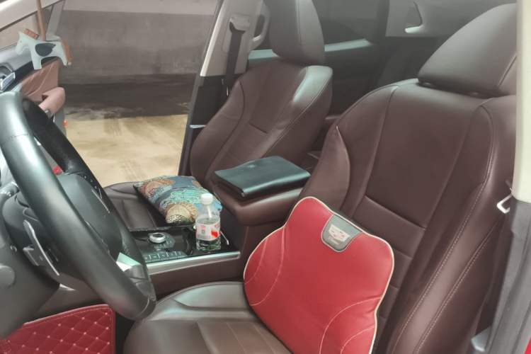 Used Wey VV7 2017 2.0T Flagship Model Left Front Seat