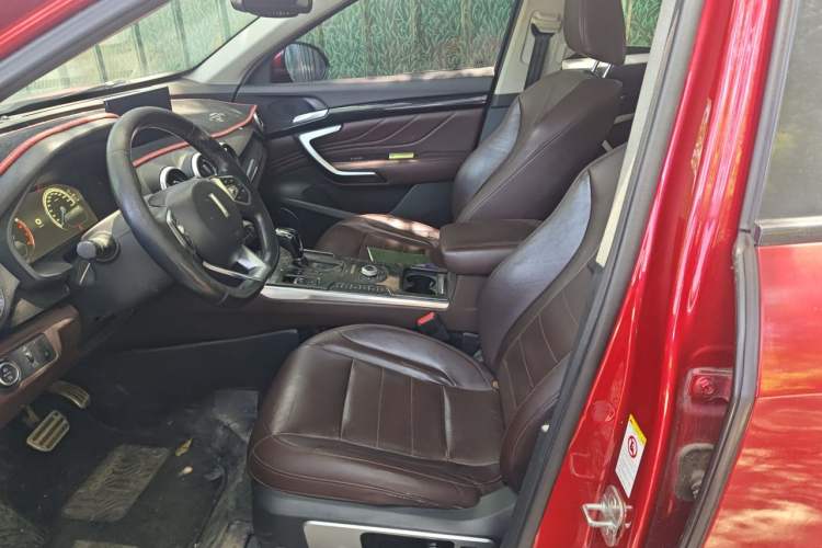 Used Wey VV7 2017 2.0T Flagship Model Left Front Seat