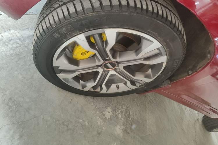 Used Wey VV7 2017 2.0T Flagship Model Left Front Wheel Hub