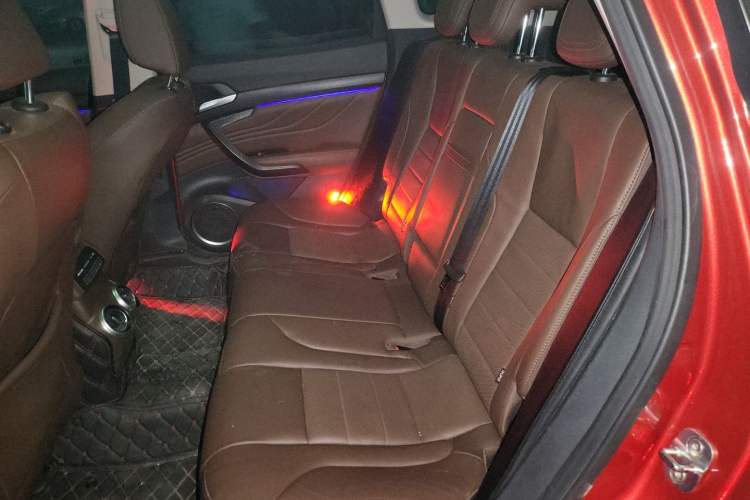 Used Wey VV7 2017 2.0T Flagship Model Left Rear Seat