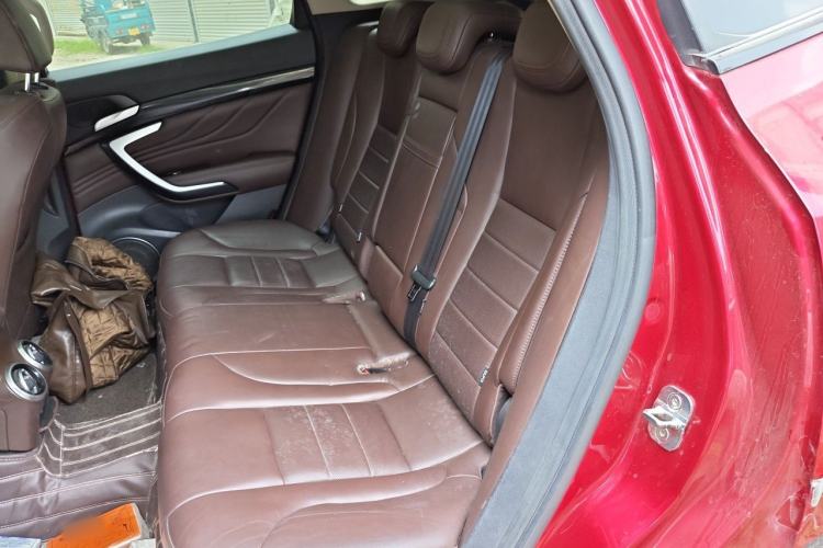 Used Wey VV7 2017 2.0T Ultra-Luxury Version Left Rear Seat