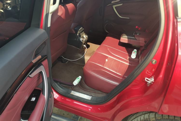 Used Wey VV7 2017 2.0T Flagship Model Left Rear Seat