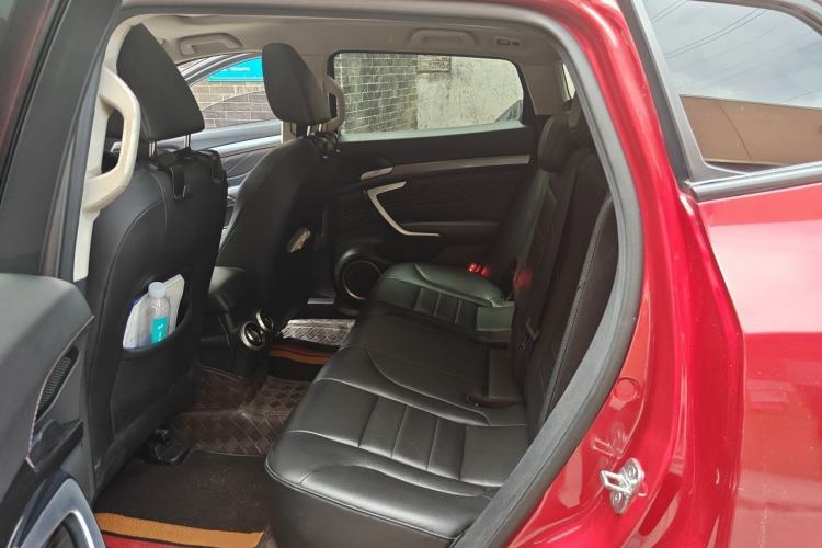 Used Wey VV7 2017 2.0T Ultra-Luxury Version Left Rear Seat