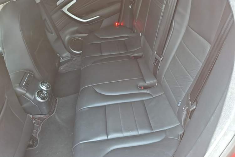 Used Wey VV7 2017 2.0T Flagship Model Left Rear Seat