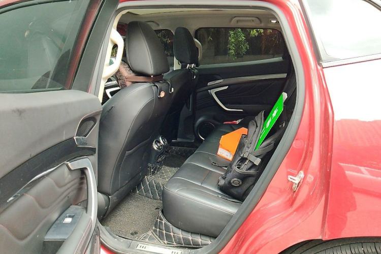 Used Wey VV7 2017 2.0T Flagship Model Left Rear Seat
