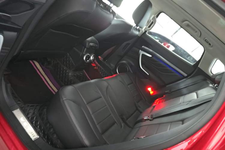 Used Wey VV7 2017 2.0T Flagship Model Left Rear Seat