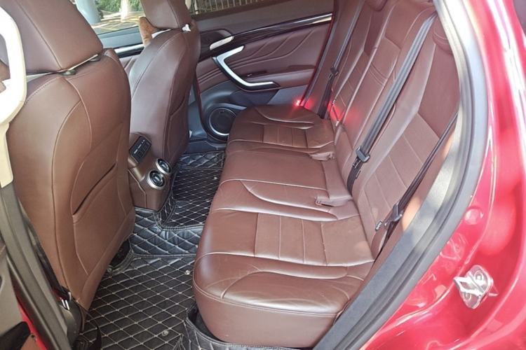 Used Wey VV7 2017 2.0T Flagship Model Left Rear Seat