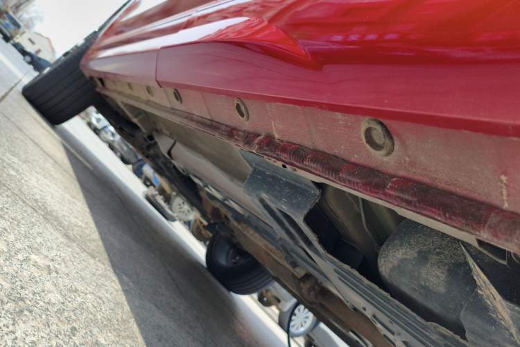 Used Wey VV7 2017 2.0T Flagship Model Left Side Sill