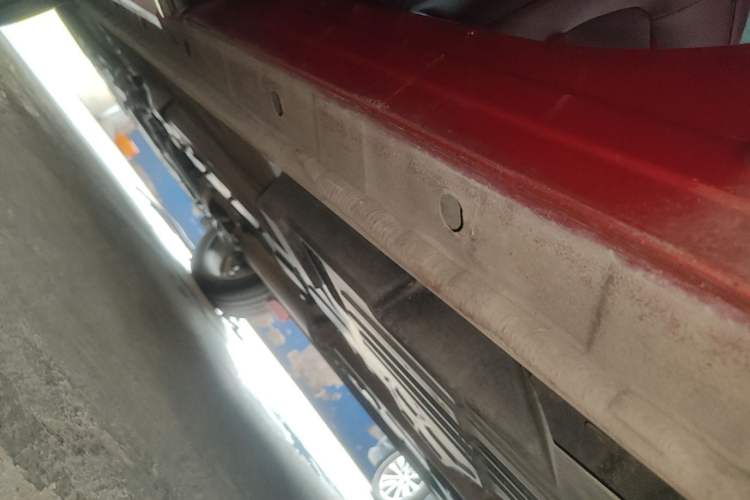 Used Wey VV7 2017 2.0T Flagship Model Left Side Sill