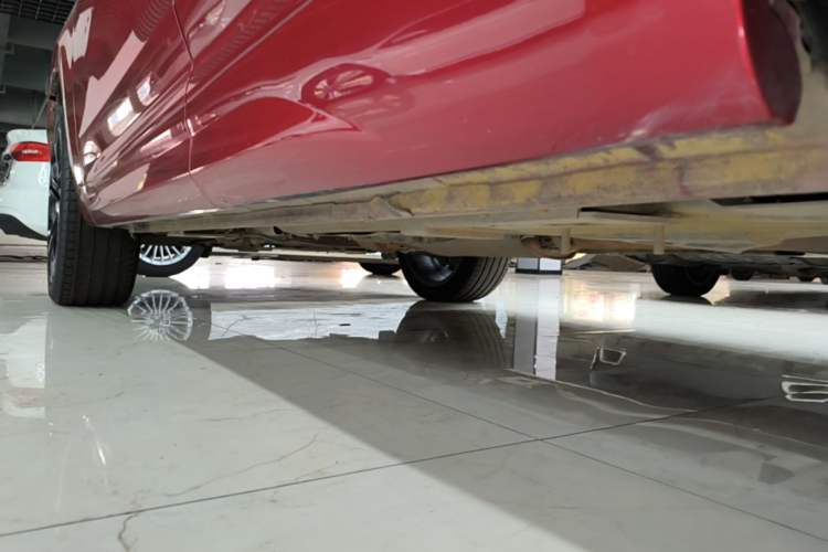 Used Wey VV7 2017 2.0T Flagship Model Left Side Sill