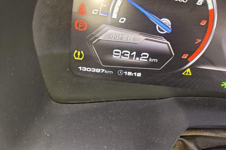 Used Wey VV7 2017 2.0T Ultra-Luxury Version Odometer Close Up