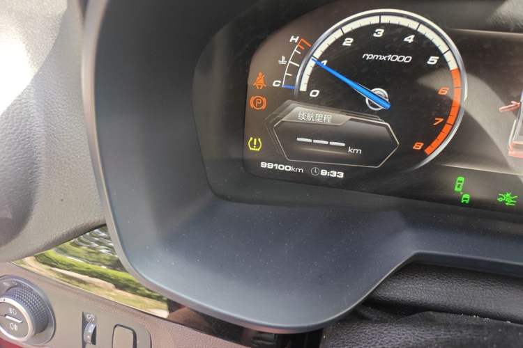 Used Wey VV7 2017 2.0T Flagship Model Odometer Close Up