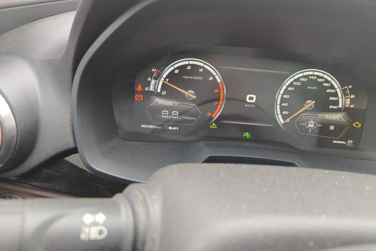 Used Wey VV7 2017 2.0T Ultra-Luxury Version Odometer Close Up