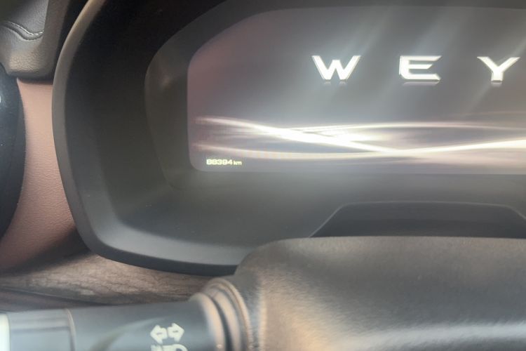 Used Wey VV7 2017 2.0T Flagship Model Odometer Close Up