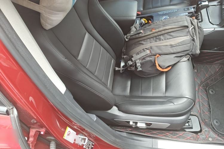 Used Wey VV7 2017 2.0T Flagship Model Right Front Seat