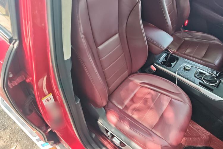Used Wey VV7 2017 2.0T Flagship Model Right Front Seat