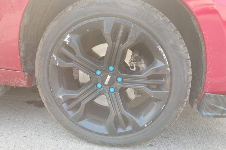 Used Wey VV7 2017 2.0T Flagship Model Right Front Wheel Hub