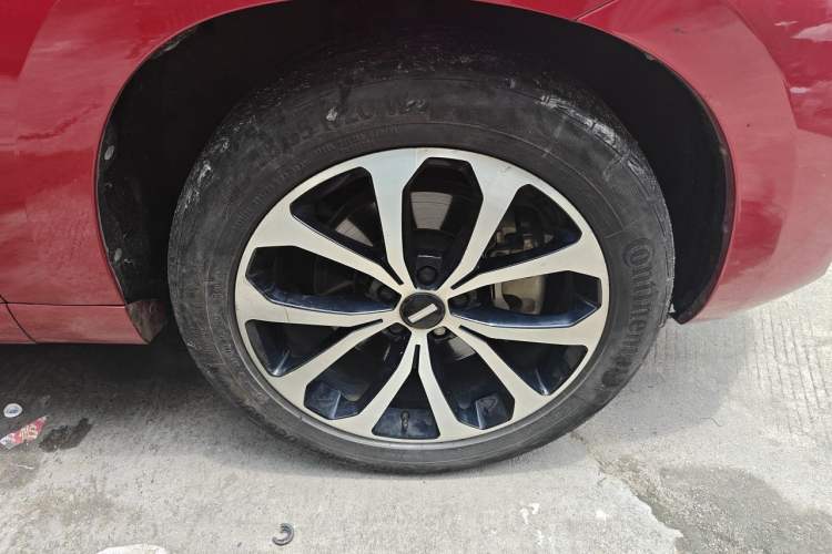 Used Wey VV7 2017 2.0T Ultra-Luxury Version Right Front Wheel Hub