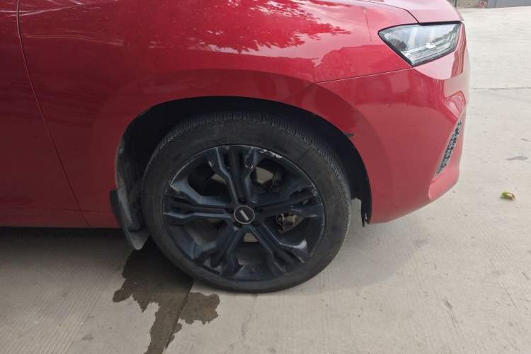 Used Wey VV7 2017 2.0T Flagship Model Right Front Wheel Hub