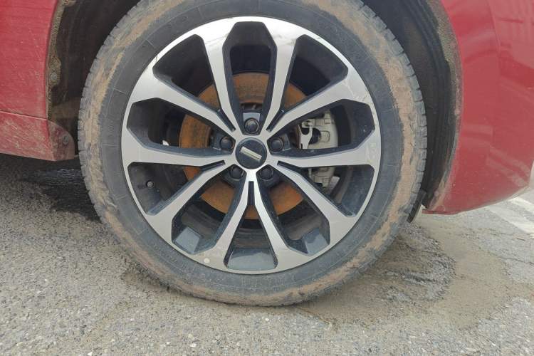 Used Wey VV7 2017 2.0T Ultra-Luxury Version Right Front Wheel Hub