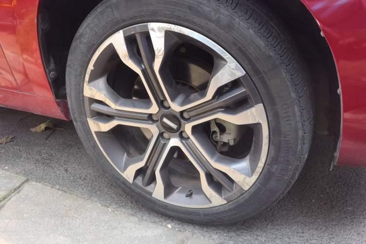 Used Wey VV7 2017 2.0T Flagship Model Right Front Wheel Hub