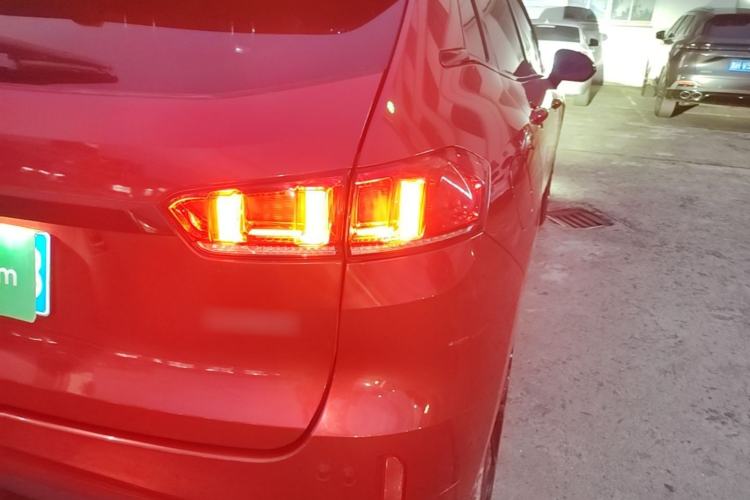 Used Wey VV7 2017 2.0T Flagship Model Right Rear Taillight