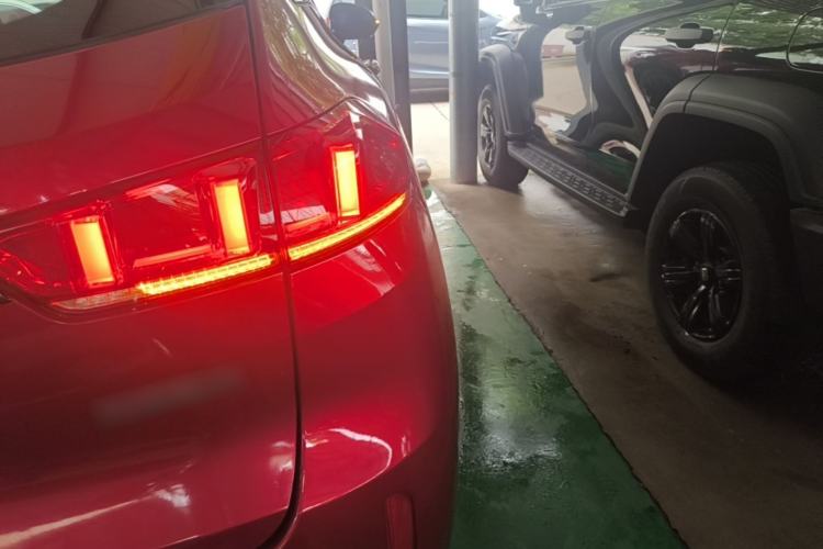 Used Wey VV7 2017 2.0T Flagship Model Right Rear Taillight