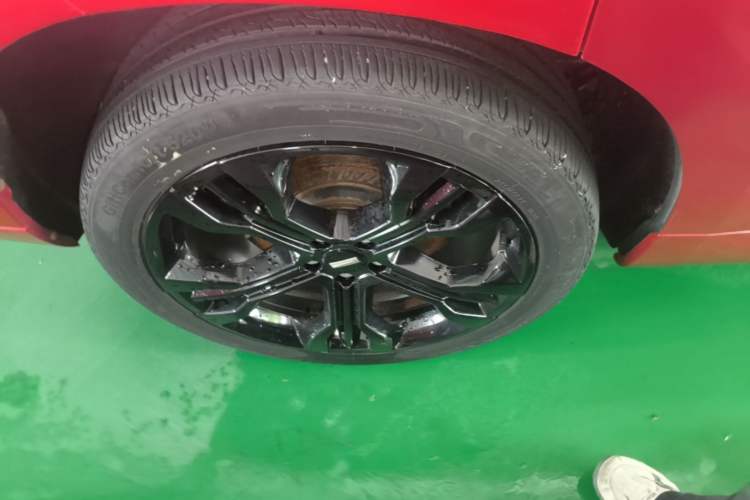 Used Wey VV7 2017 2.0T Flagship Model Right Rear Wheel Hub