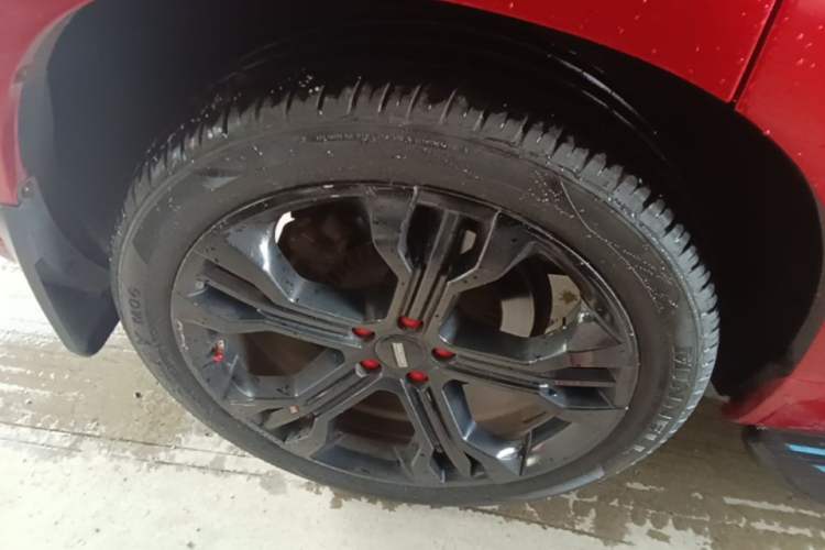 Used Wey VV7 2017 2.0T Flagship Model Right Rear Wheel Hub