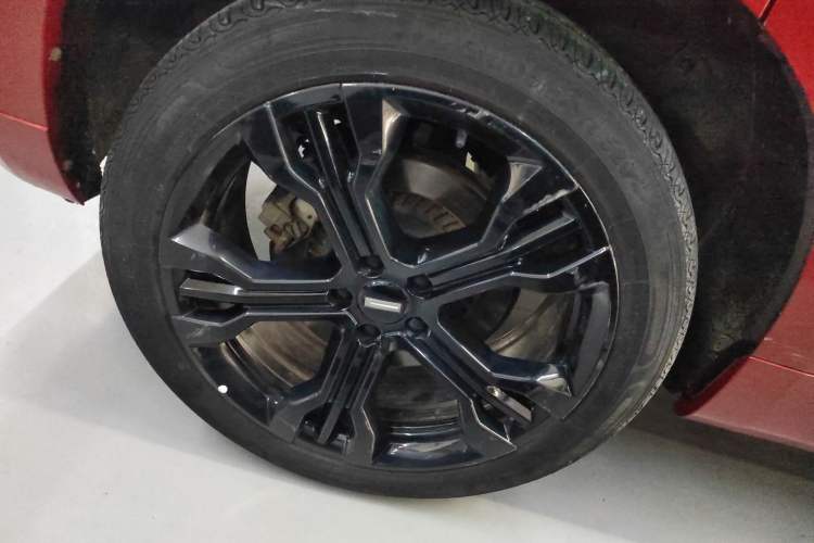 Used Wey VV7 2017 2.0T Flagship Model Right Rear Wheel Hub