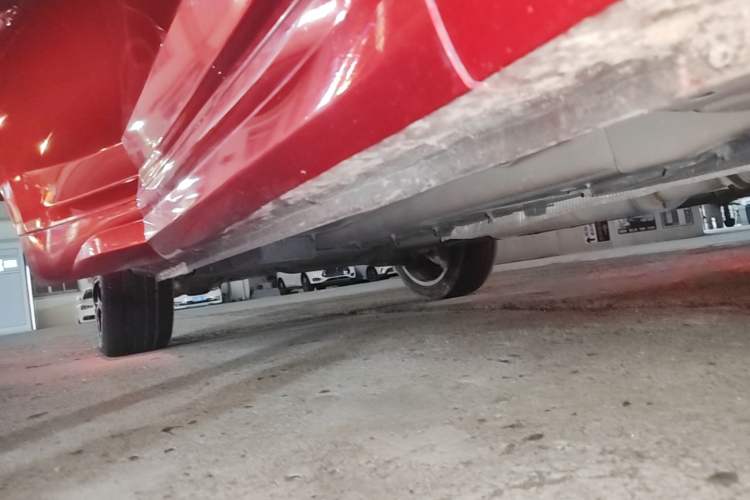 Used Wey VV7 2017 2.0T Flagship Model Right Side Sill