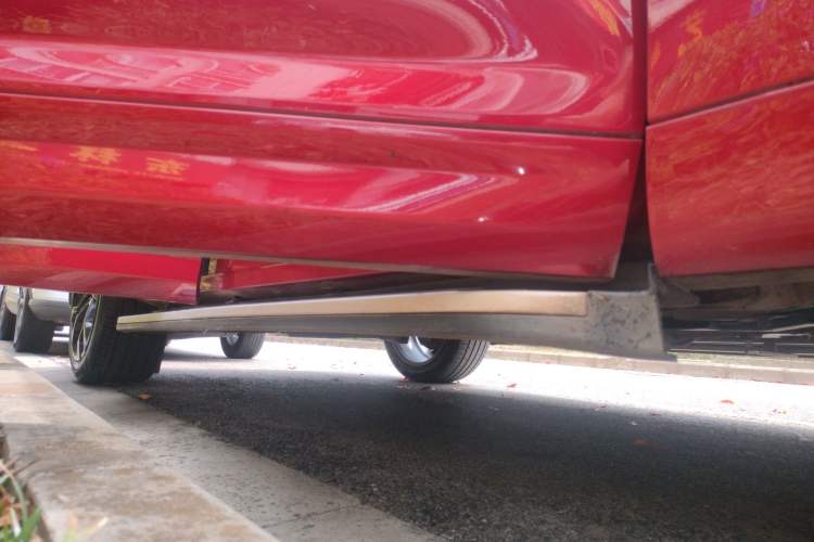 Used Wey VV7 2017 2.0T Flagship Model Right Side Sill