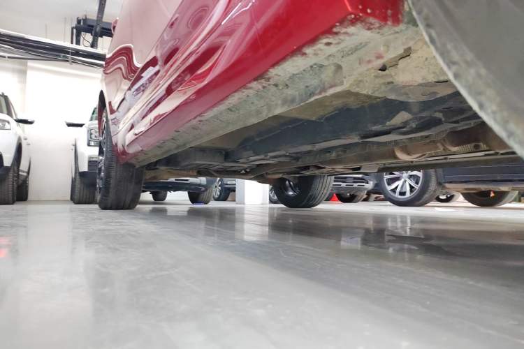 Used Wey VV7 2017 2.0T Flagship Model Right Side Sill