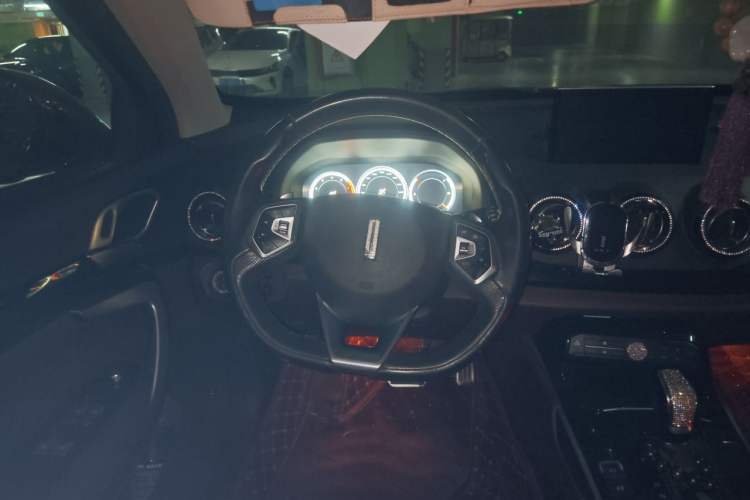 Used Wey VV7 2017 2.0T Flagship Model Steering Wheel