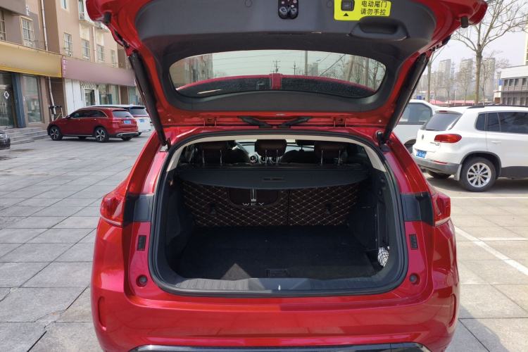 Used Wey VV7 2017 2.0T Flagship Model Trunk