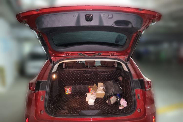 Used Wey VV7 2017 2.0T Flagship Model Trunk