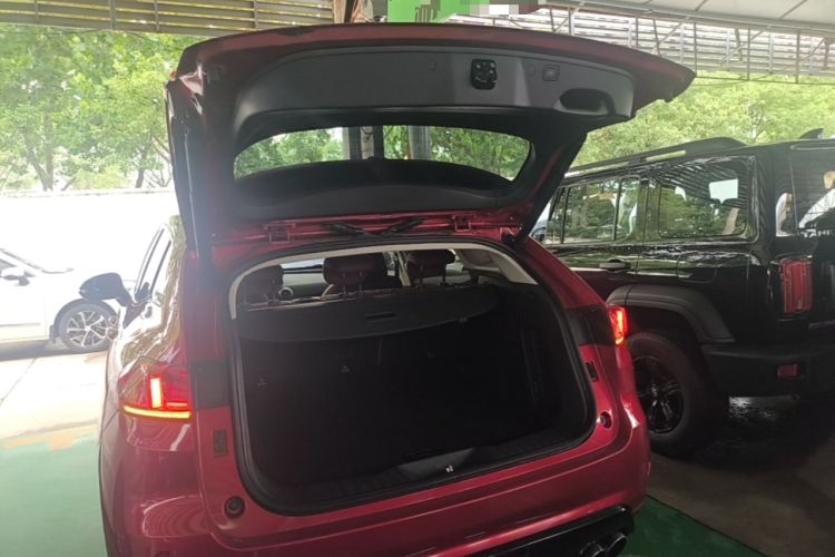 Used Wey VV7 2017 2.0T Flagship Model Trunk