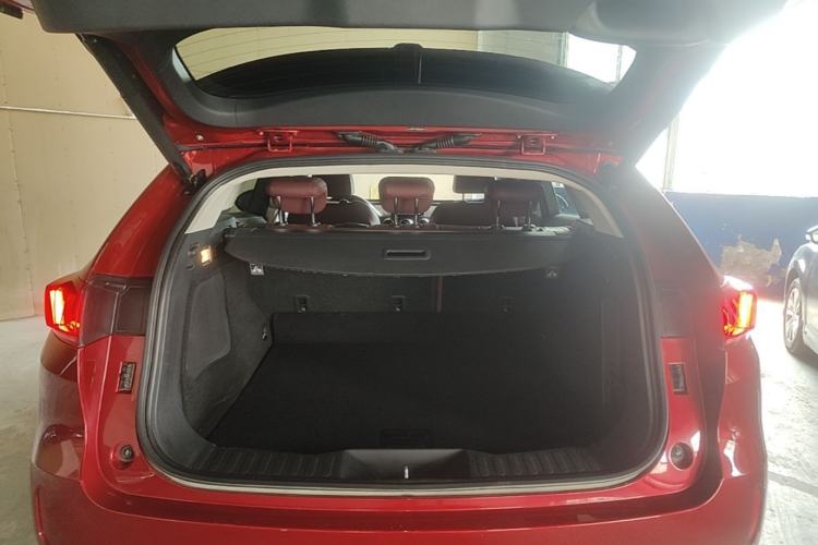 Used Wey VV7 2017 2.0T Flagship Model Trunk