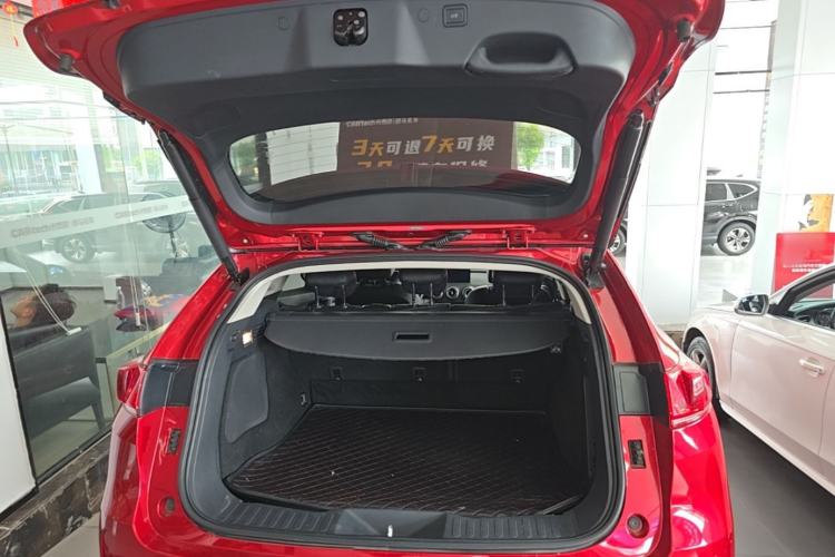 Used Wey VV7 2017 2.0T Flagship Model Trunk