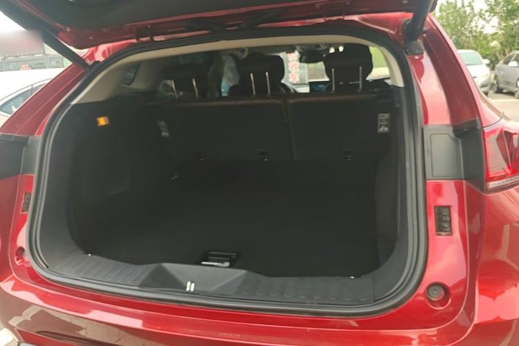 Used Wey VV7 2017 2.0T Flagship Model Trunk