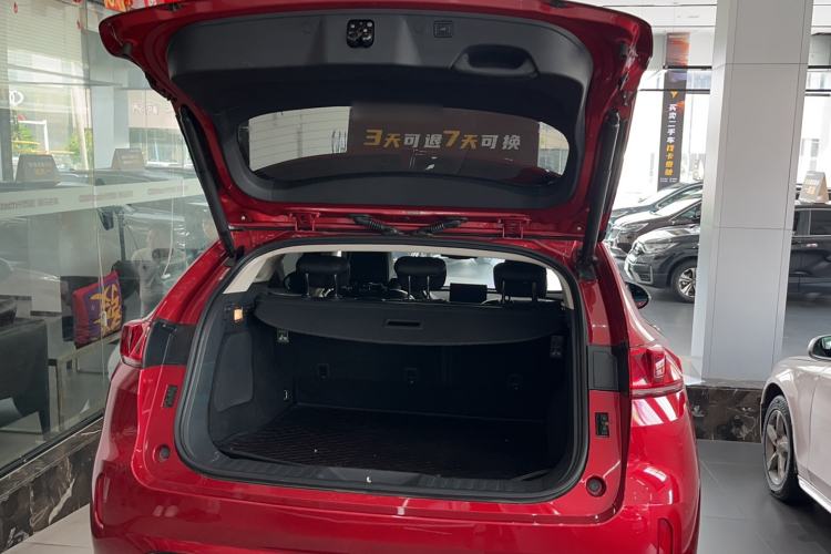 Used Wey VV7 2017 2.0T Flagship Model Trunk