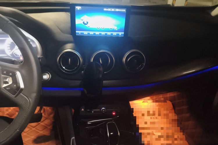Used Wey VV7 2017 2.0T Luxury Model Audio And AC Panel
