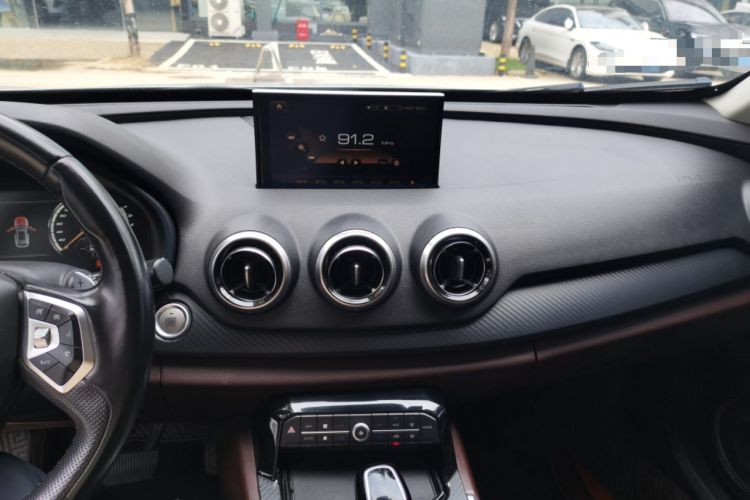 Used Wey VV7 2017 2.0T Ultra-Luxury Version Audio And AC Panel