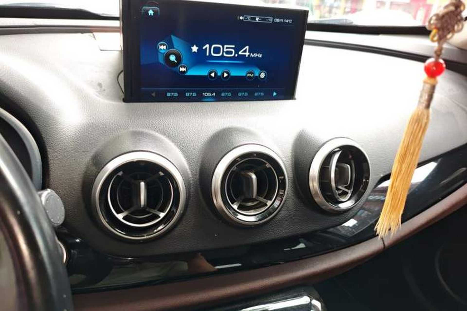 Used Wey VV7 2017 2.0T Flagship Model Audio And AC Panel