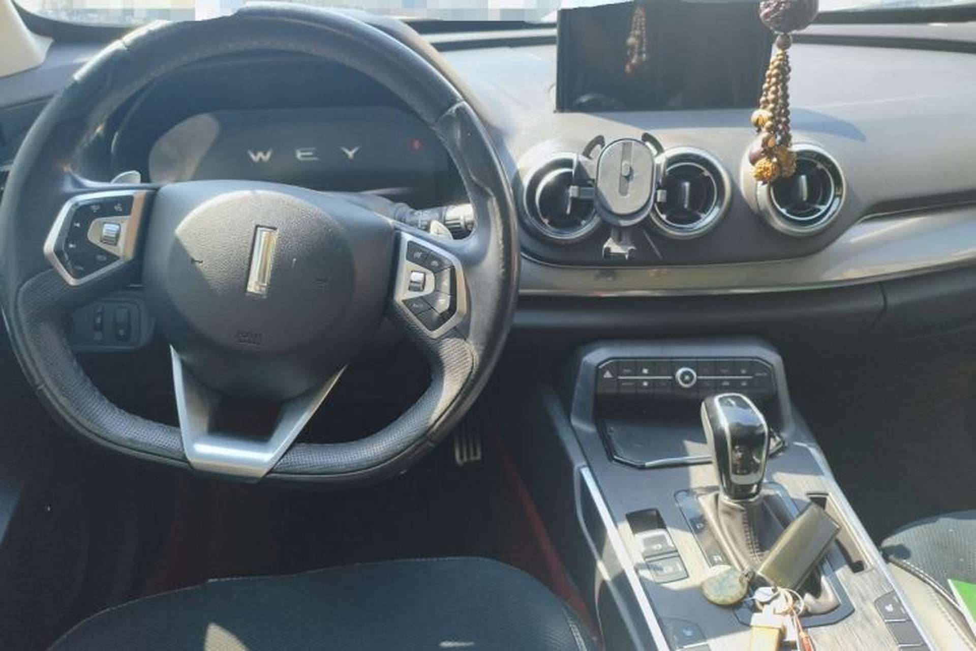Used Wey VV7 2017 2.0T Flagship Model Center Console