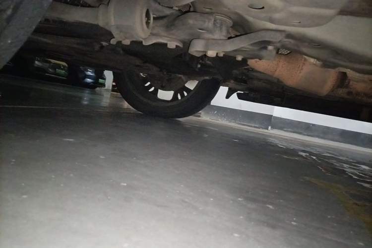 Used Wey VV7 2017 2.0T Flagship Model Chassis Front Left