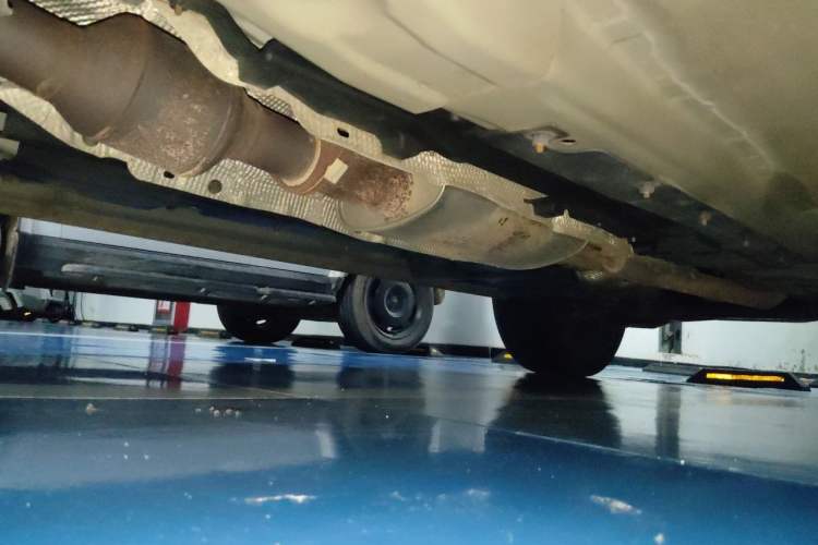Used Wey VV7 2017 2.0T Flagship Model Chassis Front Left